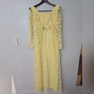 Vintage Union Made Yellow Spring Easter Dress Floral Lace Overlay Sheer Size 10